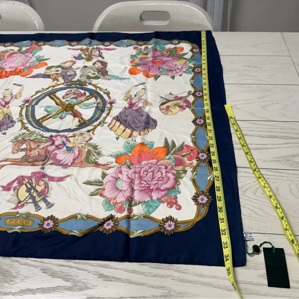 Gucci Navy Cream Silk Scarf with Floral Baroque Design